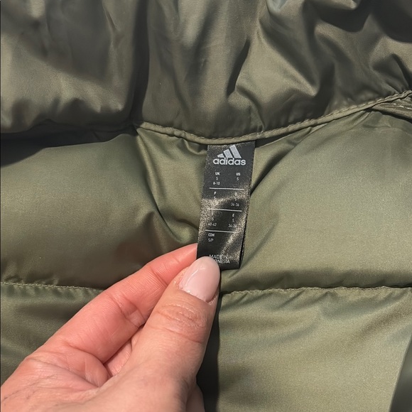 Adidas Women's Green Puffer Jacket - Picture 3 of 4
